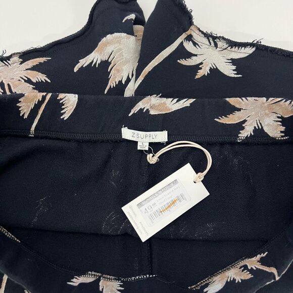Z Supply Womens Black Southern Bliss Pikeville Terry Short Size Large NWT - Picture 3 of 3